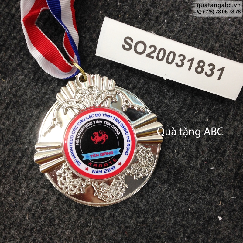 INLOGO in huy chương giá rẻ cho giải Karatedo các câu lạc bộ tỉnh Tiền Giang Mở rộng.