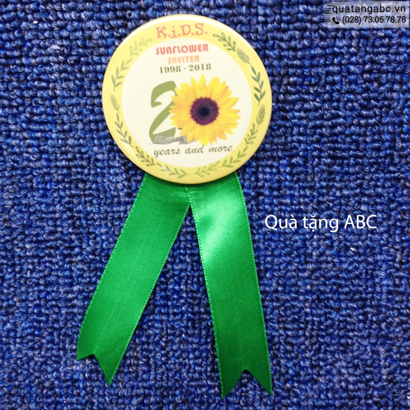 INLOGO in huy chương cho công ty Sunflower Selter.