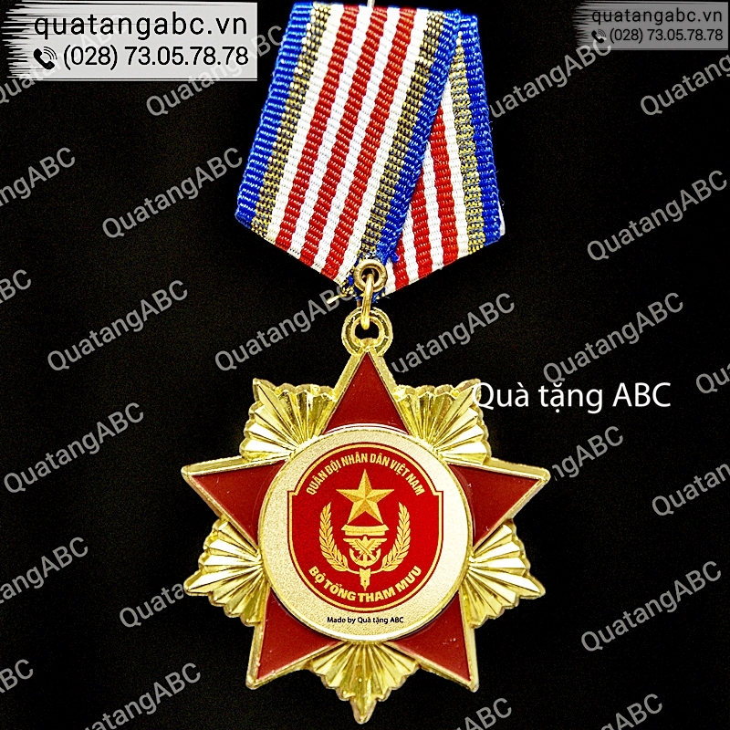 INLOGO in huy chương cho quân đội nhân dân Việt Nam.